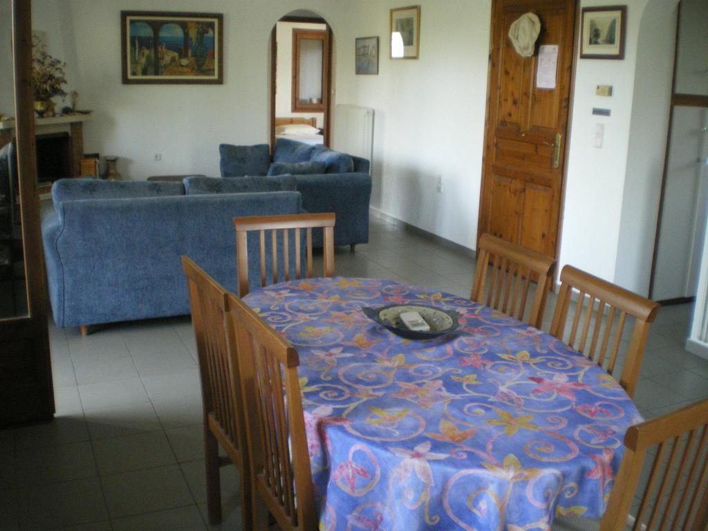 אמליאפולי Villa Christina חדר תמונה